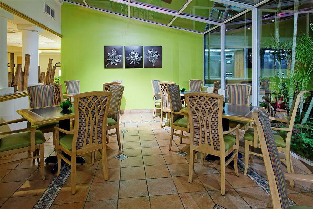Holiday Inn Express - Monterrey - Tecnologico By Ihg Restaurant photo